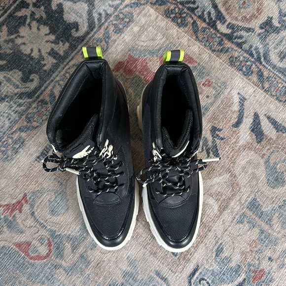 Sorel Brex Heel Boots size 8.5 - Picture 4 of 9